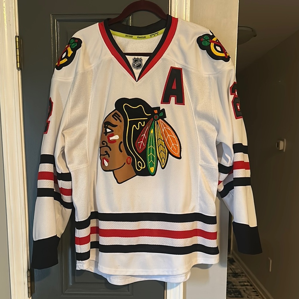 Authentic Reebok NHL Duncan Keith Black Hawks Jersey